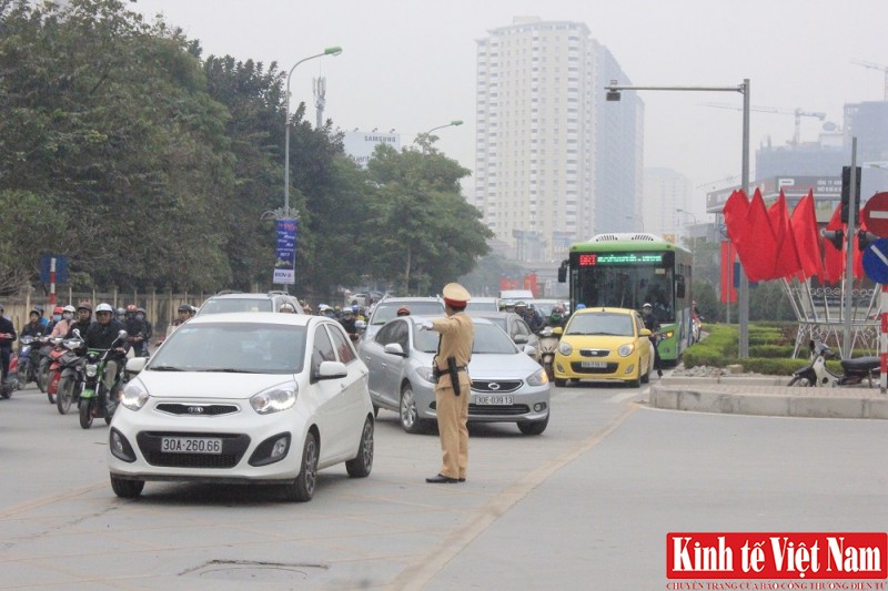 Hà Nội tăng giá vé xe buýt: Cao nhất lên 20 nghìn đồng, chuyên gia nói gì?