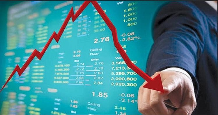 Nhà đầu tư bán tháo, VN-Index rơi vào tình trạng “mất kiểm soát”