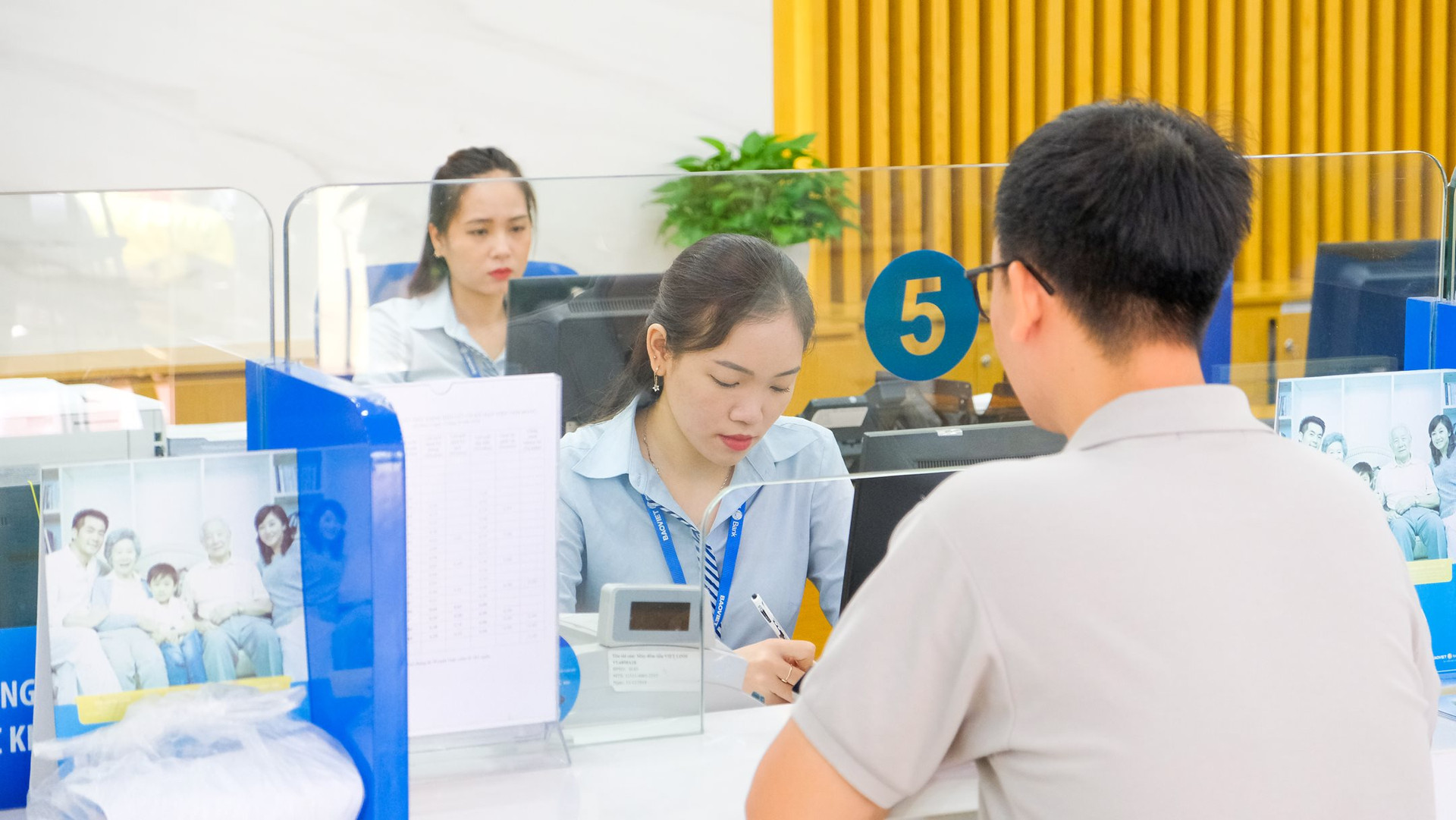 BAOVIET Bank: Thu nhập từ hoạt động quý III tăng mạnh so với cùng kỳ