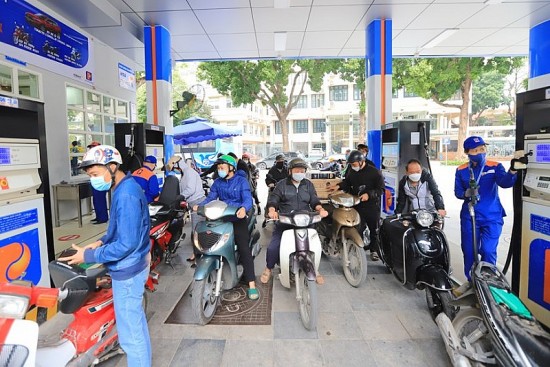 Giá xăng dầu hôm nay ngày 26/6/2024: Dầu thế giới “quay xe” giảm 1% trước dữ liệu yếu kém của Mỹ