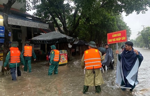 Cảnh báo lũ quét, sạt lở đất tại các tỉnh từ Hà Tĩnh đến Đà Nẵng