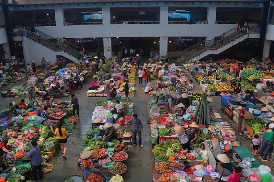 Vĩnh Phúc: Tập trung phát triển thương mại, dịch vụ miền núi