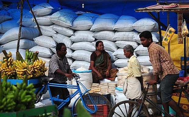 Một cửa hàng bán gạo tại Chennai (Ấn Độ). (Ảnh: AFP/TTXVN)