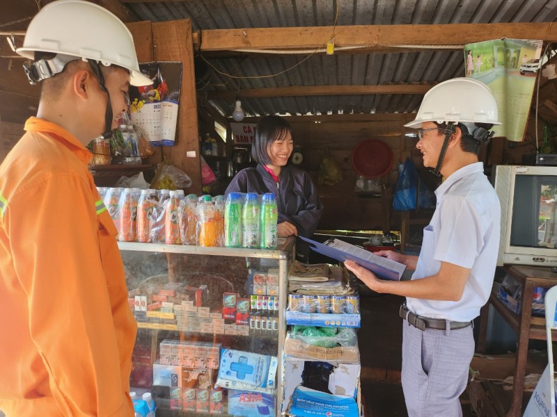 Thay đổi lịch ghi chỉ số công tơ: Tuyên truyền tới khách hàng để tạo sự đồng thuận