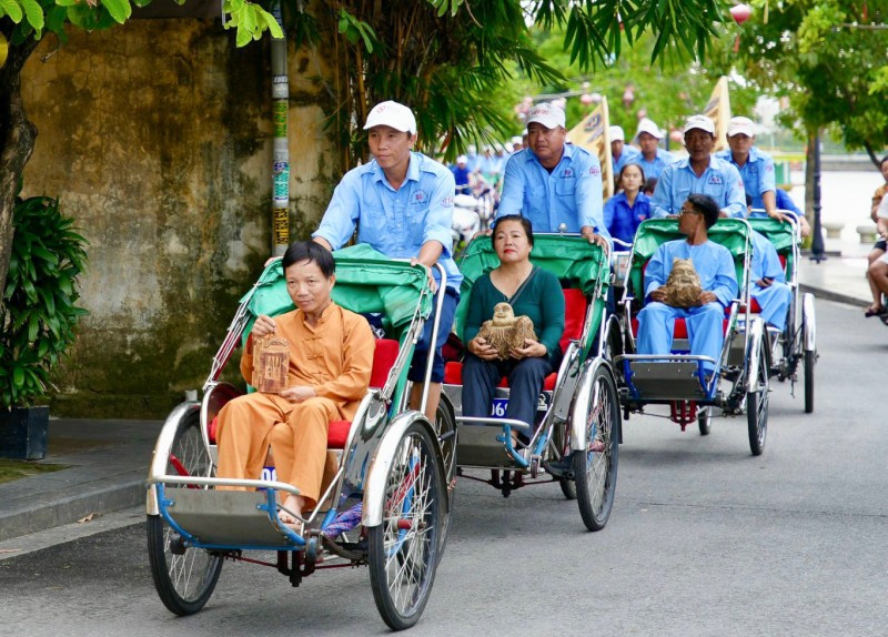 Hội An diễu hành mừng gia nhập mạng lưới các thành phố sáng tạo của UNESCO