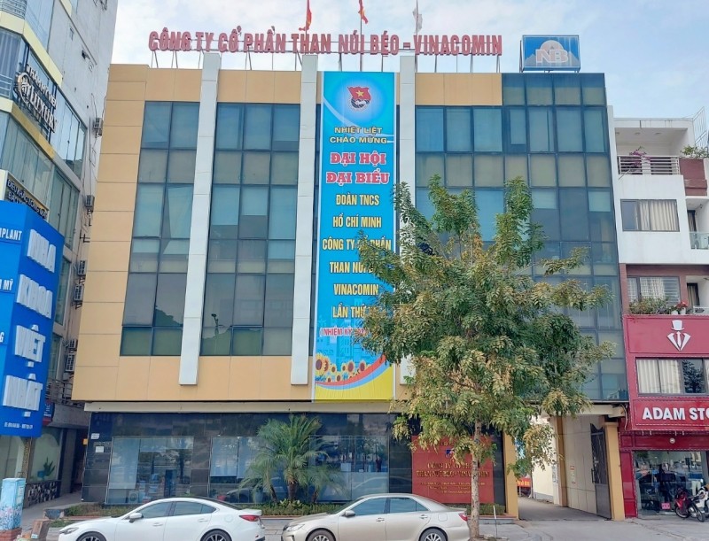 Công ty Hoa Sơn quy tụ dàn lãnh đạo cũ của Than Núi Béo và xê ri thắng thầu kỳ tích