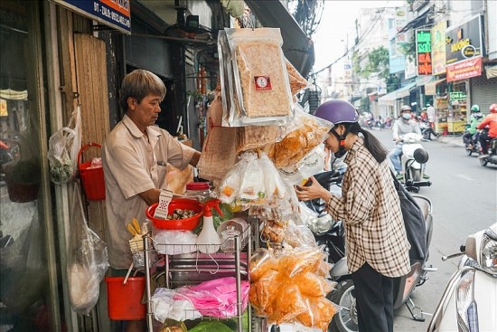 Phố ẩm thực và câu chuyện phát triển kinh tế đêm