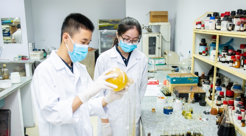 Từ vụ việc nhà khoa học Đinh Công Hướng nghĩ về thương mại hoá các kết quả nghiên cứu