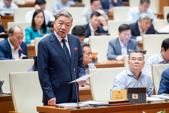 ma tuy len loi vao truong hoc nup bong duoi ten my mieu tra sua kho ga