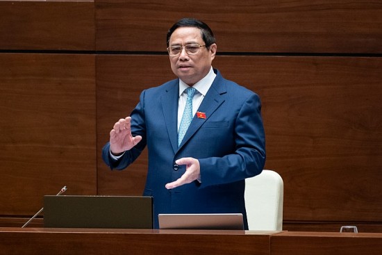 thu tuong chinh phu tra loi chat van ve cai cach tien luong