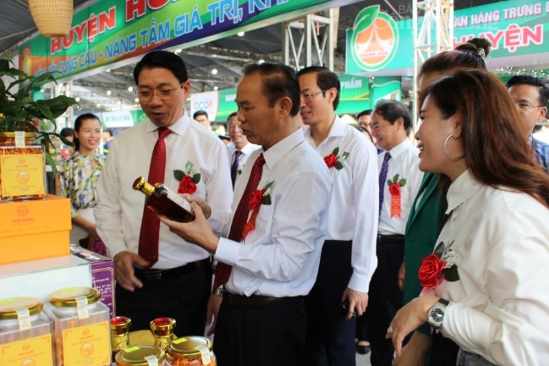 Thanh Hóa: Khai trương 200 gian hàng giới thiệu sản phẩm nông sản thực phẩm an toàn của nhiều tỉnh, thành