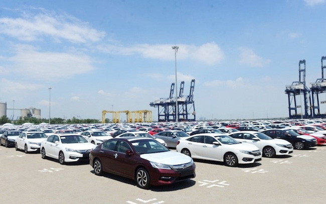 Ô tô nhập khẩu trong tháng 10 tăng mạnh về lượng