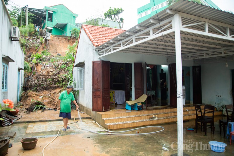 Quảng Nam: Mưa lớn gây sạt lở, làm sập nhà dân ở huyện Đại Lộc