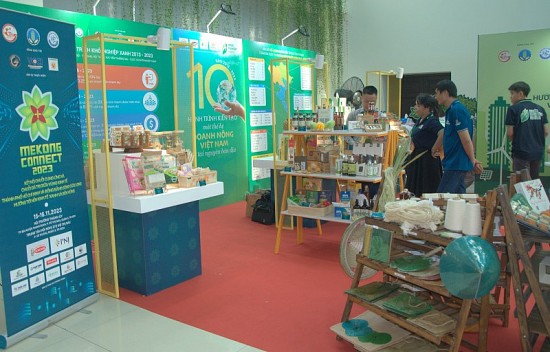 ket noi chuoi cung ung tp ho chi minh voi dong bang song cuu long theo huong kinh te xanh