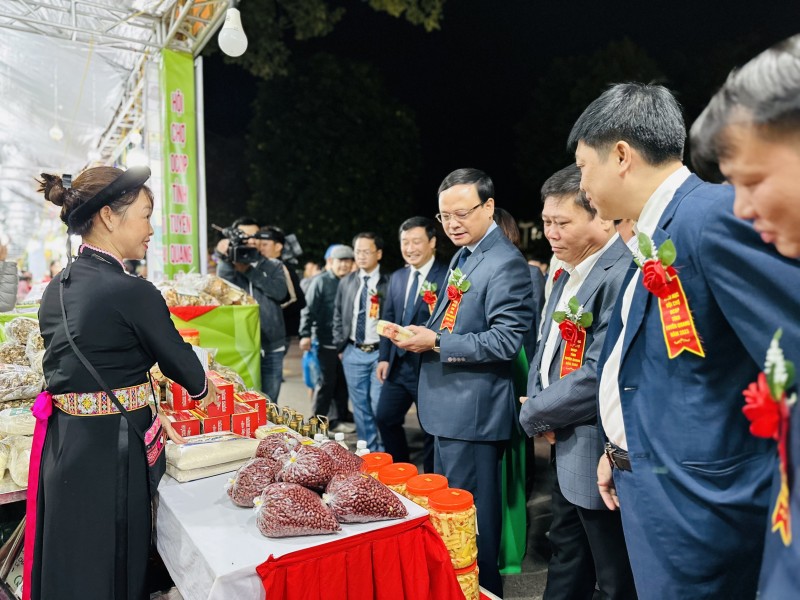 Hơn 70 gian hàng trong và ngoài tỉnh tham dự Hội chợ OCOP Tuyên Quang 2023