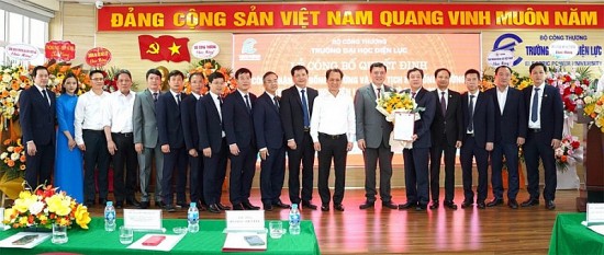 Trường đại học Điện lực: Tiếp tục học tập và làm theo tư tưởng, đạo đức, phong cách Hồ Chí Minh