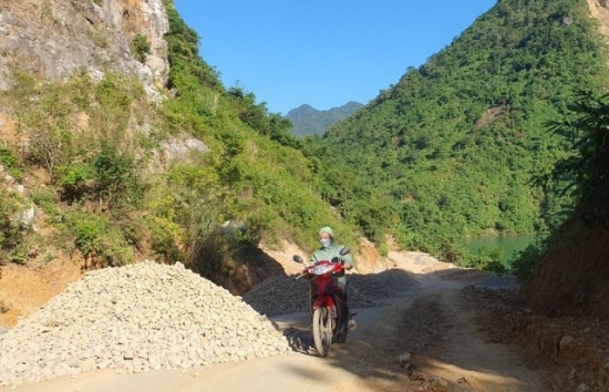 Những thầy cô thương trò, mến trẻ ở vùng cao Đà Bắc