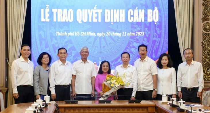 TP. Hồ Chí Minh có tân Chánh văn phòng Thành ủy, Trưởng Ban dân vận và Phó Chánh văn phòng UBND