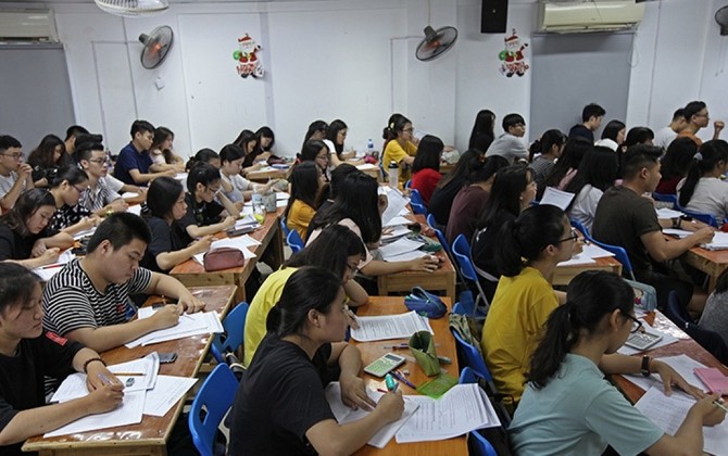 Dạy thêm học thêm: Loay hoay chuyện “chính danh” đến bao giờ?