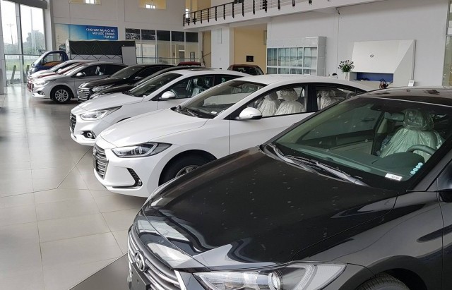 Có nên mua xe ô tô vào thời điểm cuối năm?