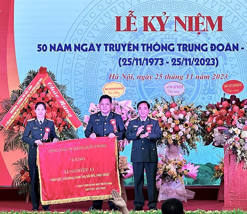 Xí nghiệp 11 - Tổng công ty 319 Bộ Quốc phòng kỷ niệm 50 năm ngày truyền thống