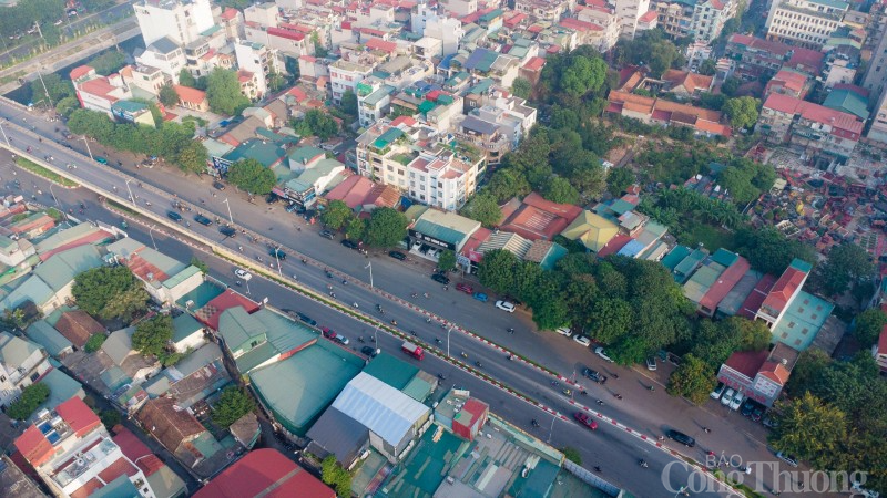 Hà Nội: Nhiều khu “đất vàng” bỏ hoang cả thập kỷ, chậm triển khai