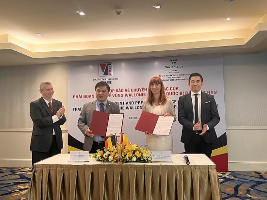 ky ket y dinh thu giua cuc xuc tien thuong mai va co quan xuat khau va dau tu vung wallonie bi