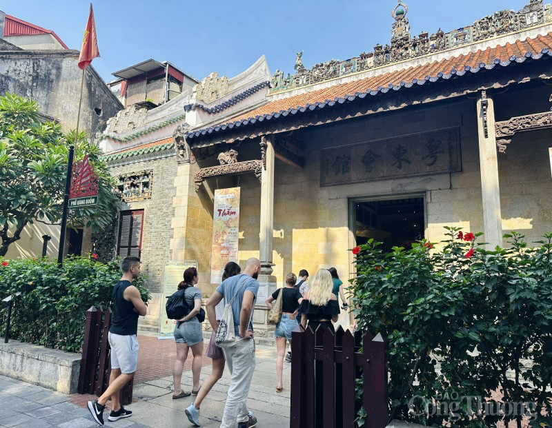 Thấy gì ở triển lãm “THẮM” Thấy gì ở triển lãm “THẮM”