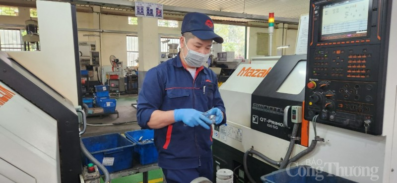 Giá điện tăng 4,5% vẫn nằm trong khả năng cân đối của doanh nghiệp