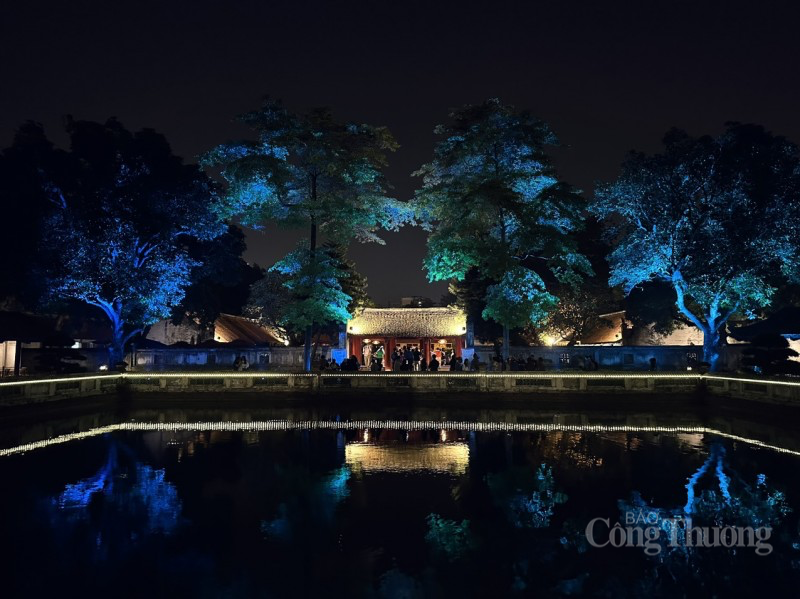 Ấn tượng tour đêm Văn Miếu – Quốc Tử Giám Ấn tượng tour đêm Văn Miếu – Quốc Tử Giám