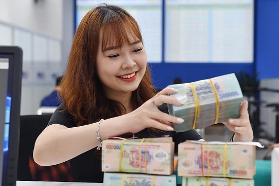 Lãi suất ngân hàng hôm nay ngày 23/2/2024: Sacombank bất ngờ tăng lãi suất