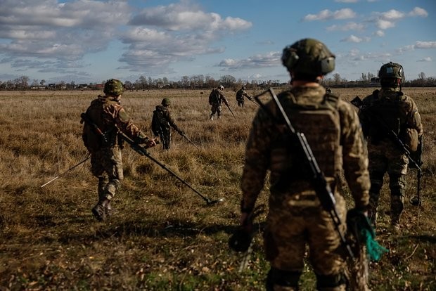 Chiến sự Nga-Ukraine hôm nay ngày 4/12/2023: 44% người dân Ukraine được hỏi ủng hộ đàm phán hòa bình với Nga