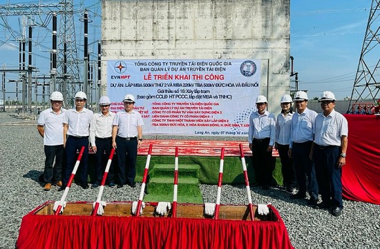 Bổ sung thêm 2 máy biến áp cho trạm biến áp 500kV Đức Hoà