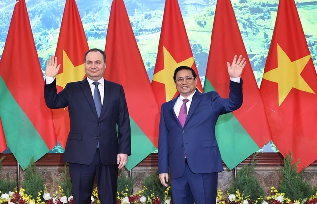 Chùm ảnh: Thủ tướng Phạm Minh Chính chủ trì lễ đón, hội đàm với Thủ tướng Belarus Chùm ảnh: Thủ tướng Phạm Minh Chính chủ trì lễ đón, hội đàm với Thủ tướng Belarus