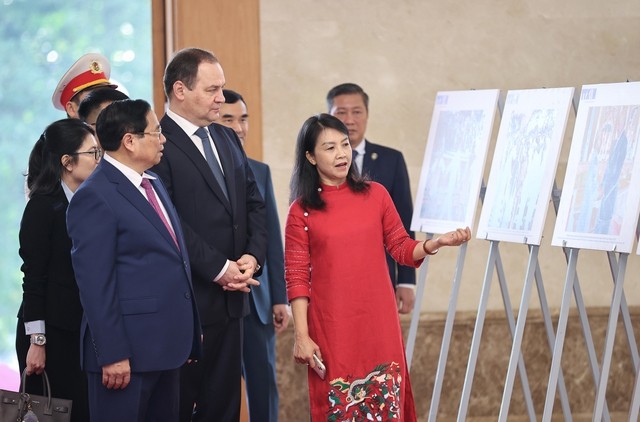 Chùm ảnh: Thủ tướng Phạm Minh Chính chủ trì lễ đón, hội đàm với Thủ tướng Belarus Chùm ảnh: Thủ tướng Phạm Minh Chính chủ trì lễ đón, hội đàm với Thủ tướng Belarus