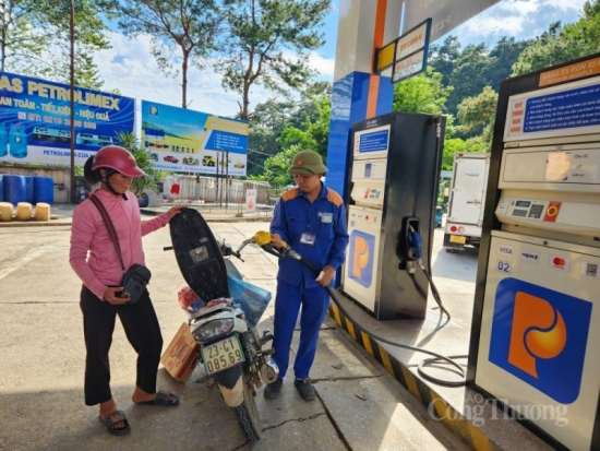 petrolimex ha giang bao ve nen tang tu tuong cua dang qua cac phong trao thi dua