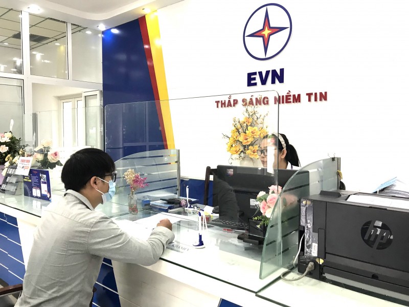 Đẩy mạnh chuyển đổi số trong ngành điện  miền Trung