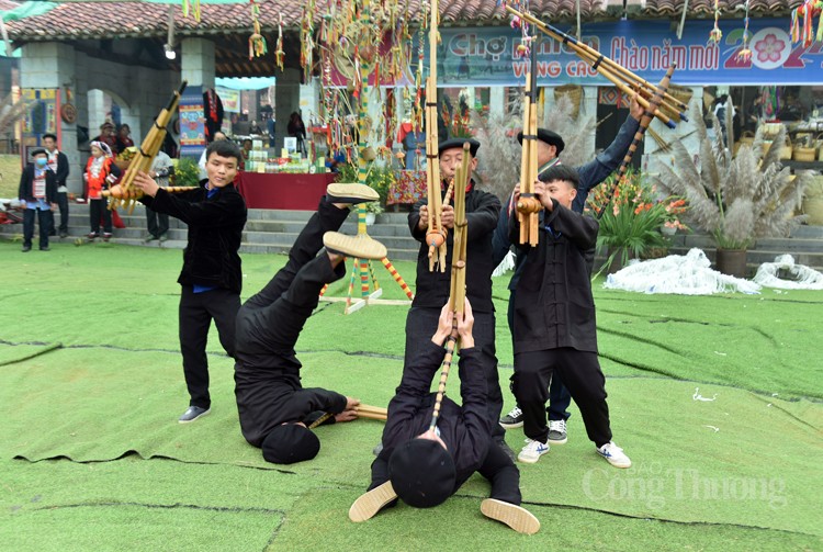 Khám phá “Chợ phiên - Chào năm mới 2024” tại Làng Văn hóa