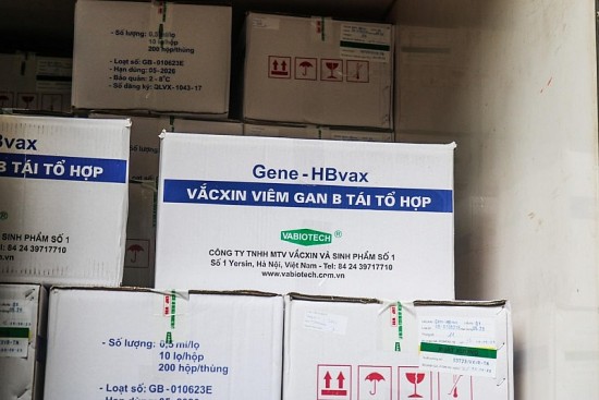 Đã đặt hàng 10 loại vaccine cho tiêm chủng mở rộng