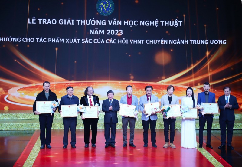 69 tác phẩm đạt Giải thưởng Văn học nghệ thuật năm 2023