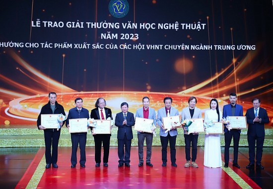 69 tác phẩm đạt Giải thưởng Văn học nghệ thuật năm 2023