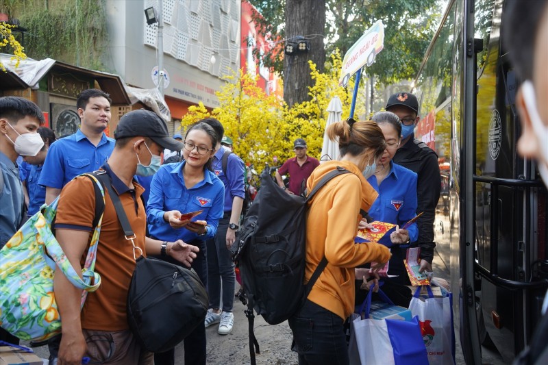 Hà Nội sẽ trao 15.000 suất quà cho người lao động khó khăn dịp Tết Nguyên đán 2024