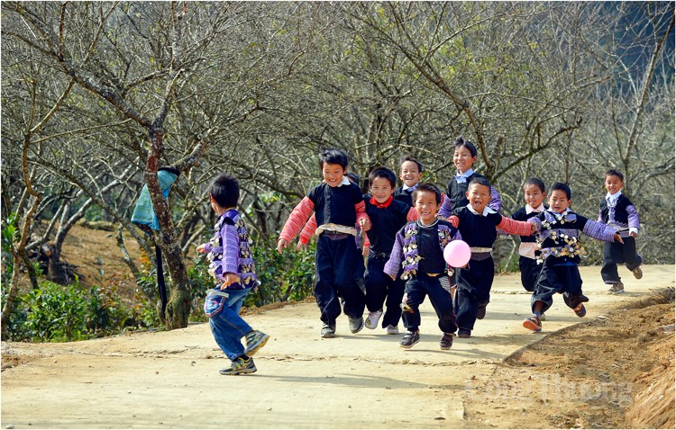 Trải nghiệm ngày Tết cổ truyền dân tộc Mông tại Hang Kia, Pà Cò Trải nghiệm ngày Tết cổ truyền dân tộc Mông tại Hang Kia, Pà Cò