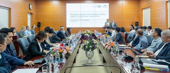 ban giai phap cho rac thai ngu cu tai vung bien viet nam