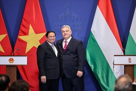 viet nam hungary nang quan he doi tac toan dien len tam cao moi