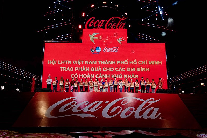 Coca-Cola cùng lúc xác lập 6 kỷ lục “vô tiền khoáng hậu