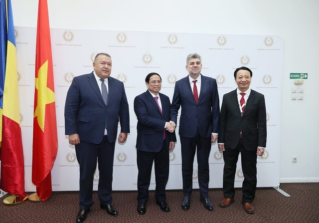 Thủ tướng Phạm Minh Chính dự Diễn đàn Doanh nghiệp Việt Nam – Romania