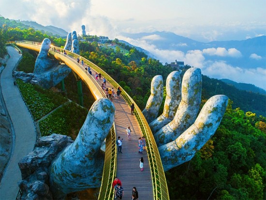 Việt Nam - Điểm đến ưa thích của du khách châu Á dịp Tết Nguyên đán