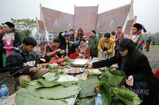 am ap cung chuong trinh banh chung xanh tet vi nguoi ngheo nam 2024