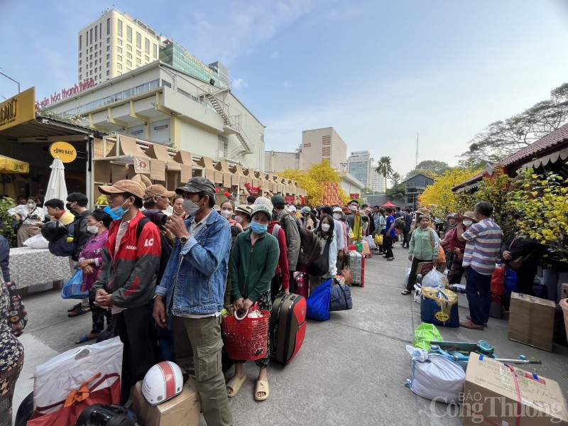 TP. Hồ Chí Minh: Tổ chức “Chuyến xe mùa Xuân” đưa hơn 2.000 sinh viên về quê đón Tết TP. Hồ Chí Minh: “Chuyến xe mùa Xuân” đưa hơn 2.000 sinh viên, người lao động về quê đón Tết